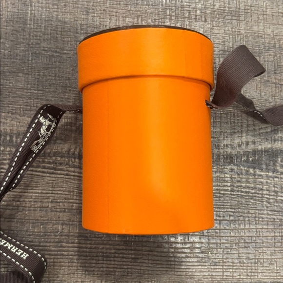 Hermès Twilly Orange Gift Box With Brown Ribbon - Picture 4 of 6